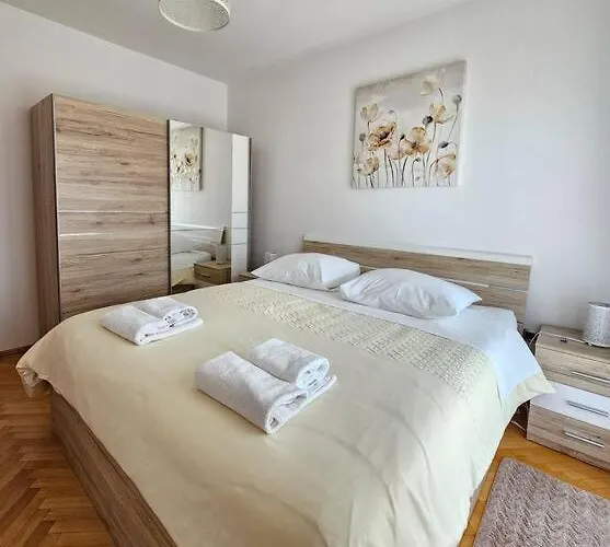 Gidas Apartment *